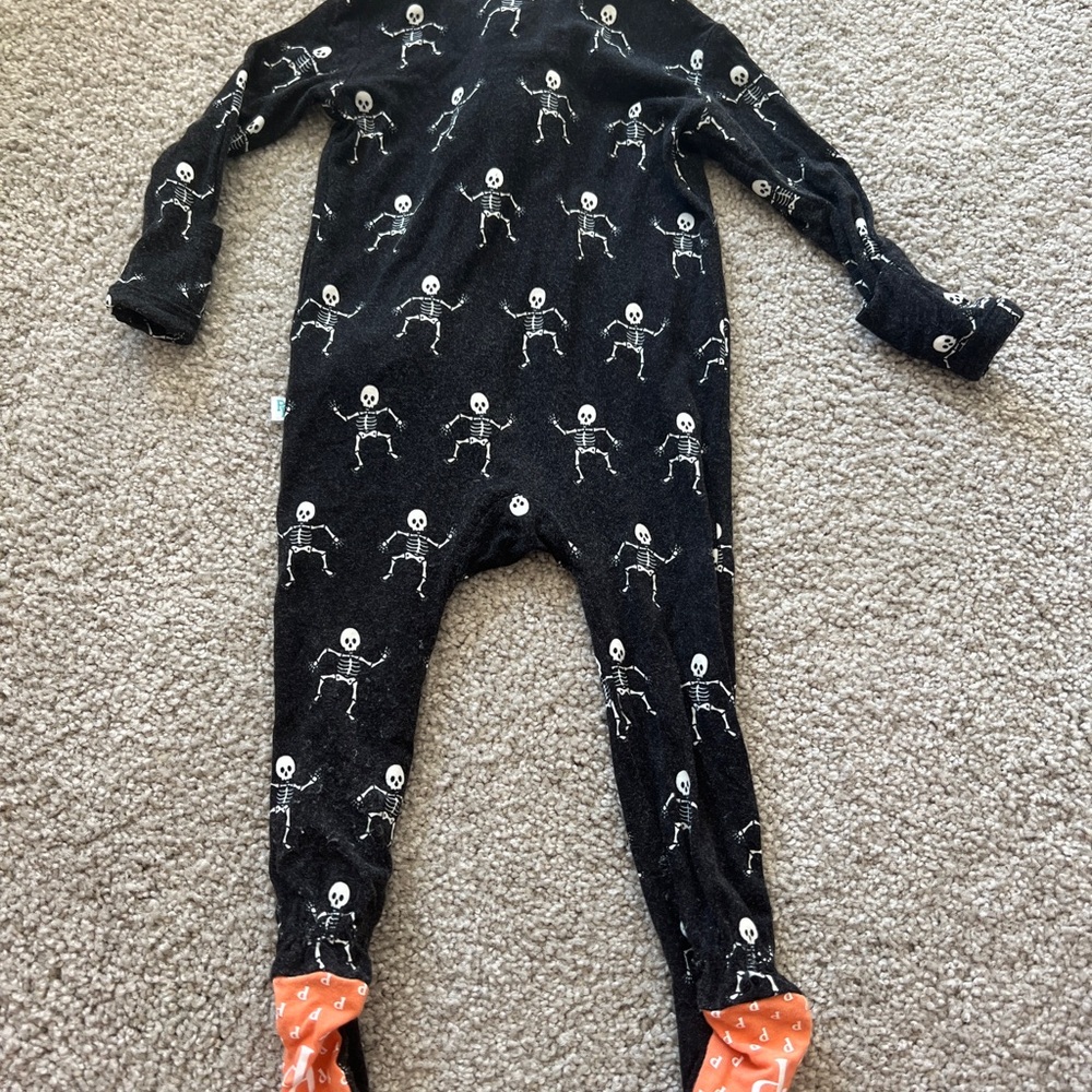 Posh peanut skeleton pajamas